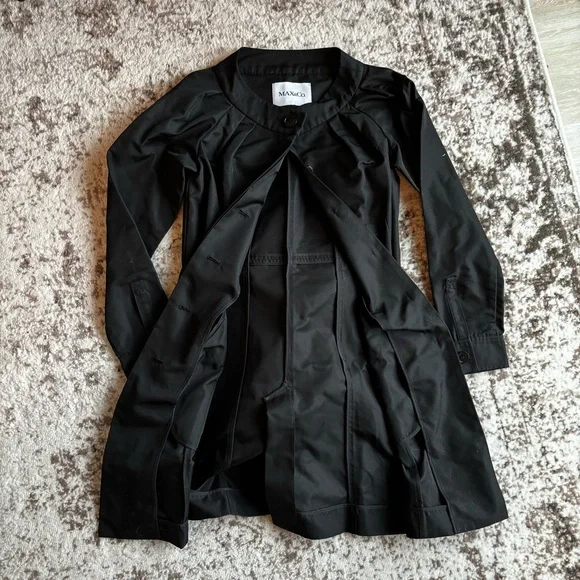 MAX & Co Black Trench Coat with Pleated Collar - Picture 5 of 7
